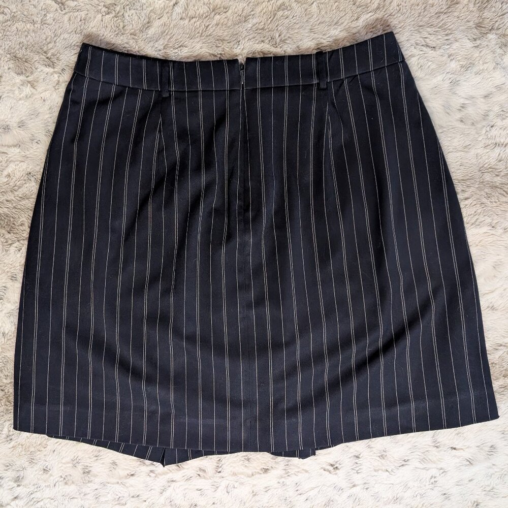 Banana Republic Mini Skirt Navy Blue Pinstripe Faux Wrap Sz 10 - Picture 3 of 9